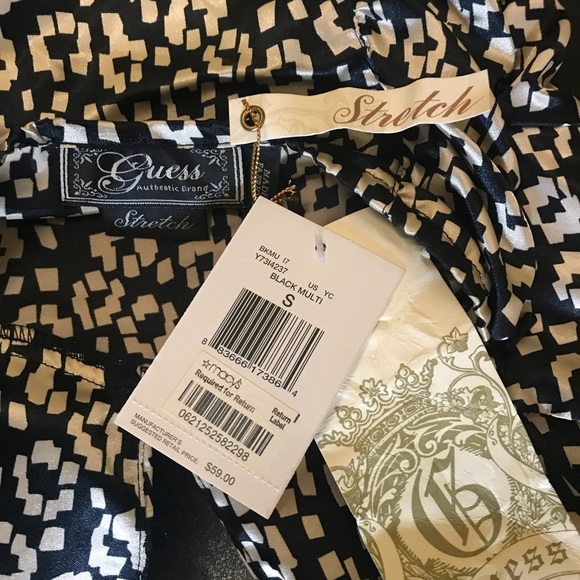 Guess - Picture 7 of 7